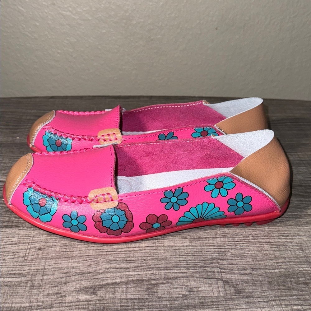 Floral Leather Loafers Women’s 9 Pink Slip On Casual Comfort Flats Artsy